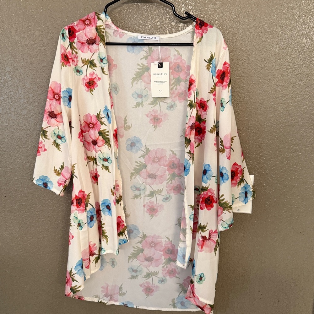 Pink Lily Floral Kimono Wrap - Cream with Pink and Blue Flowers